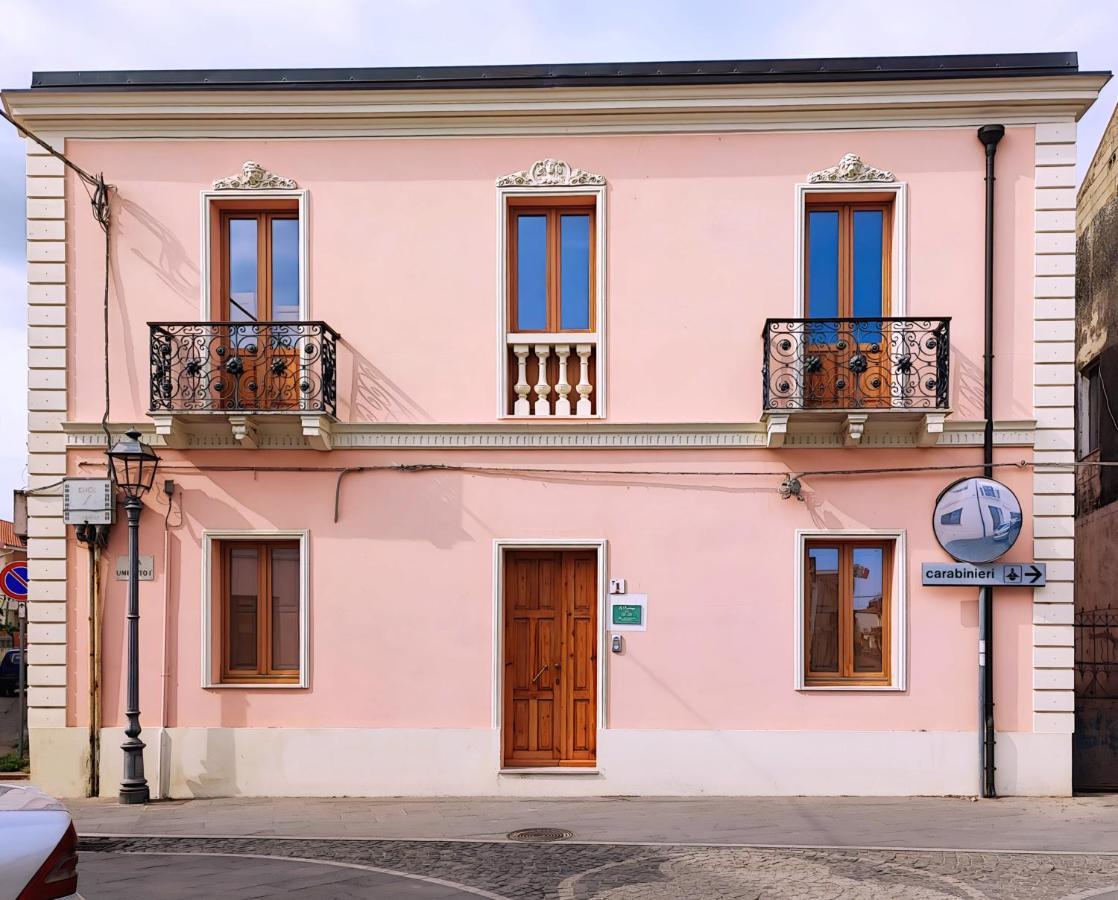 La Residenza B&B Giba Zewnętrze zdjęcie